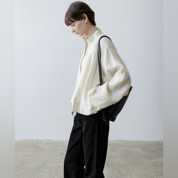 Tageechita zip up Jacket Balloon Sleeve Willow Blouson white cream neutral large - Picture 13 of 13